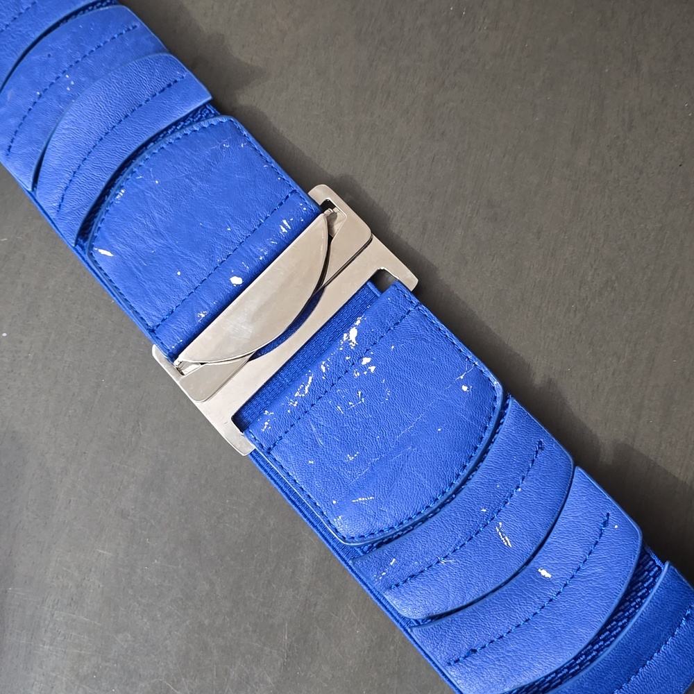 Belts - Picture 9 of 11